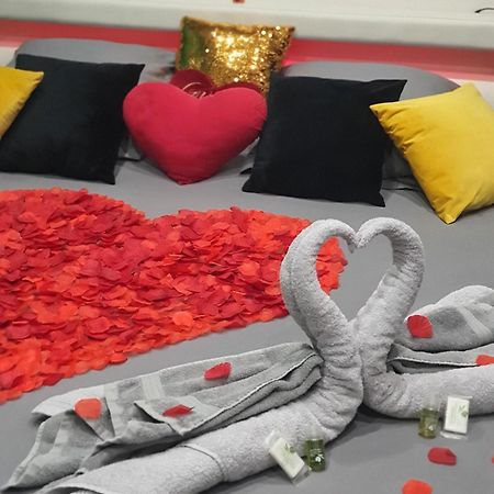 Suite Jacuzzi Privatif Plage Des Catalans Marseille Kültér fotó