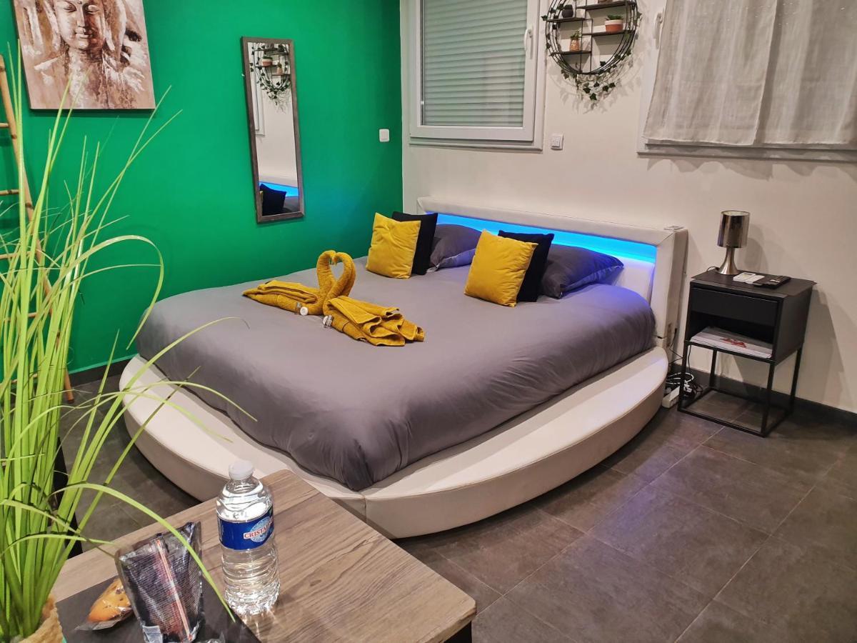 Suite Jacuzzi Privatif Plage Des Catalans Marseille Kültér fotó