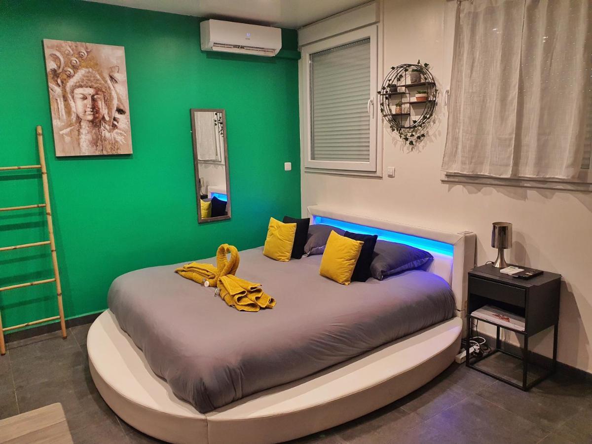 Suite Jacuzzi Privatif Plage Des Catalans Marseille Kültér fotó